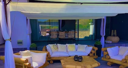 Talamanca Paradise - Private Pool, Free Parking