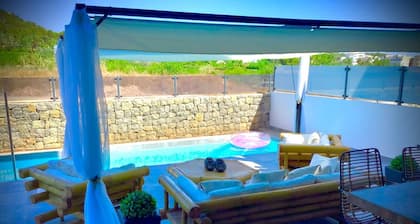 Apartment Sleeps 6 With Indoor Pool
