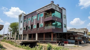 Exterior - MANAN PALACE HOTEL (Mungaoli)