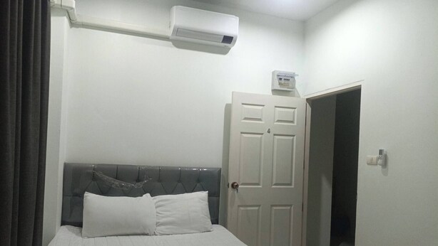 Room - Room-master Wit Private Room in Rawai (Rawai)