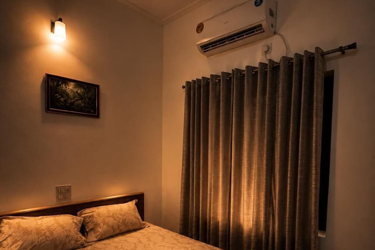 Habitación doble, balcón, vista al jardín | Wifi gratis