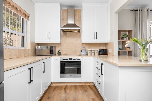 Private kitchen - Sangrove Residence - Four Bedroom House, Sleeps 8 (Cape Town)
