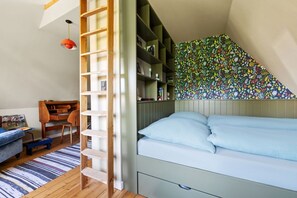 Room - Vrbo Property (Esgrus)