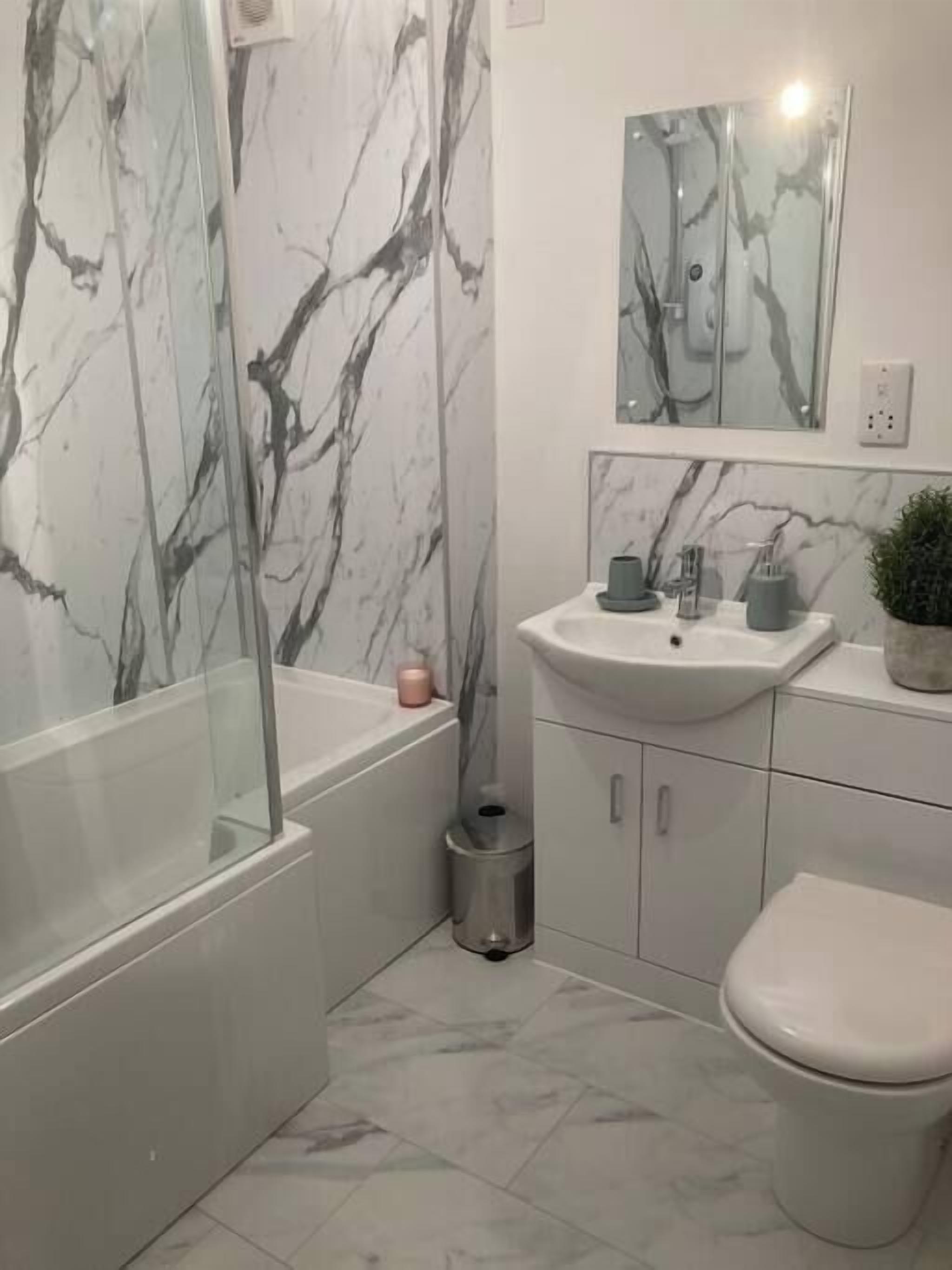 Shower, hair dryer, shampoo