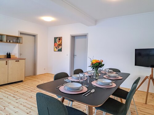 VIVO | Designer Apartment | 3 Rooms | Parking Space