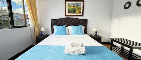 Soundproofing, free WiFi, bed sheets