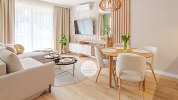 Premium Apartment, Private Bathroom | Living area