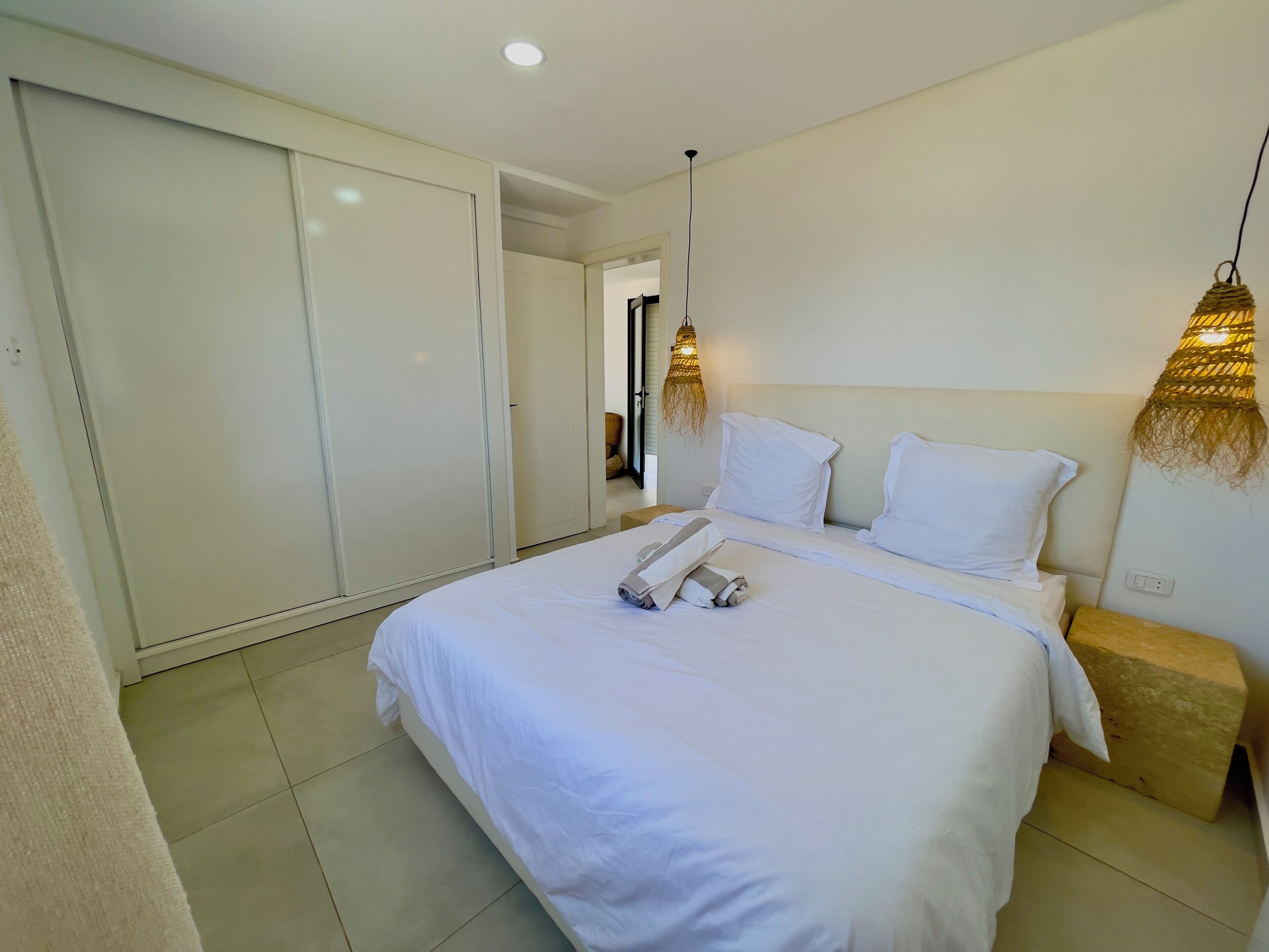 4 Schlafzimmer, Bügeleisen/Bügelbrett, Internetzugang, Bettwäsche