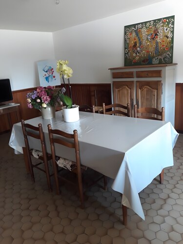 Chambre d’hôtes « La Ferme Du Marronnier » avec terrasse privée, jardin commun et Wi-Fi