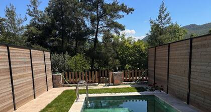 Private Pool & Garden - Cozy Home With AC In Dalaman