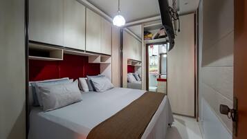 9 quartos, ferros/tábuas de passar roupa, Wi-Fi, roupa de cama