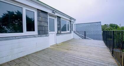 1 Bedroom Apartments Sleeps 3 - Balcony - Pets Ok