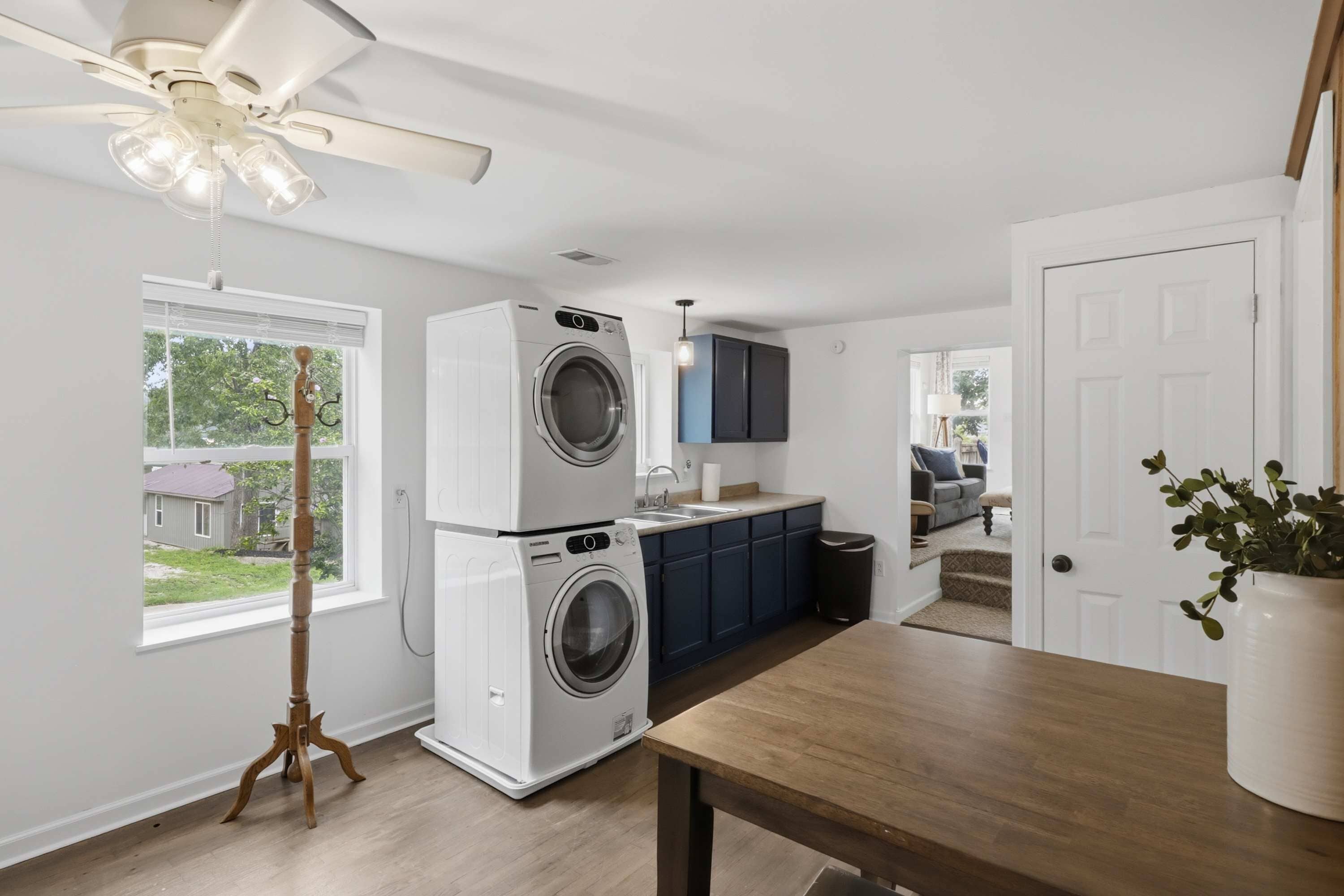 Apartment, Multiple Beds (32585 N Ivy Bend Rd.) | Interior