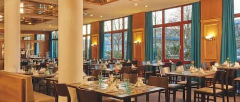 House | Dining