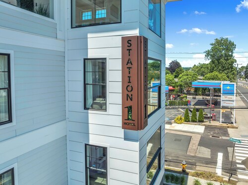 Station 1 Hotel #3