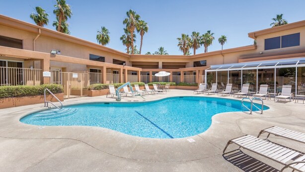2 outdoor pools - Tahquitz Creek Golf Condo Resorts (Palm Springs)