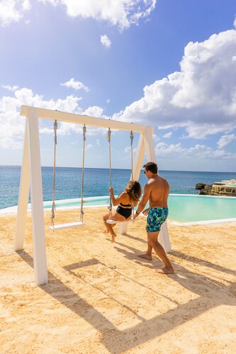 Luxury Condo steps from the Sea and infinity pool access at Dominicus, Bayahibe