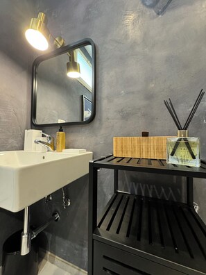 Bathroom - Vrbo Property (Santa Cesarea Terme)