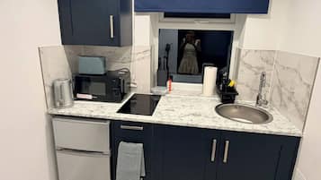 Chalet, 1 Bedroom, Patio | Interior