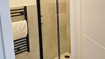 Chalet, 1 Bedroom, Patio | Bathroom