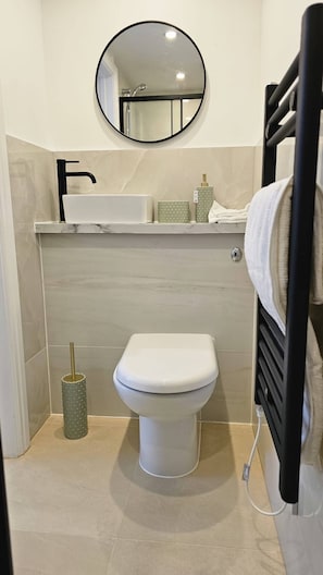 Chalet, 1 Bedroom, Patio | Bathroom