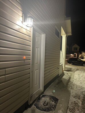 Exterior detail - 1 Bed 1Bath in East Regina (Regina)