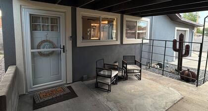 Steel City Cottage w/1 bed 1 bath Located in Pueblo