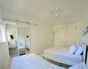 Room - Vrbo Property (Santos)