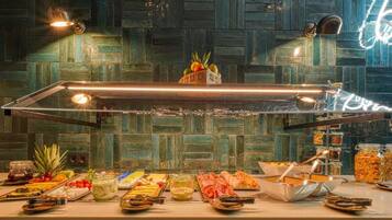 House | Dining
