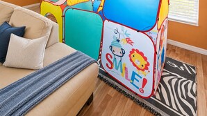 Suite, Pool View | Children’s area