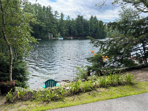 Wonderful 3-bedroom chalet in charming Parsonsfield- swim, ski, shop, skate, atv