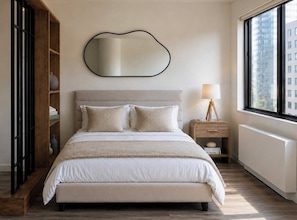 Room - 3rd Avenue, Large & Bright Studio, Doorman, Washer/Dryer in Unit (New York)
