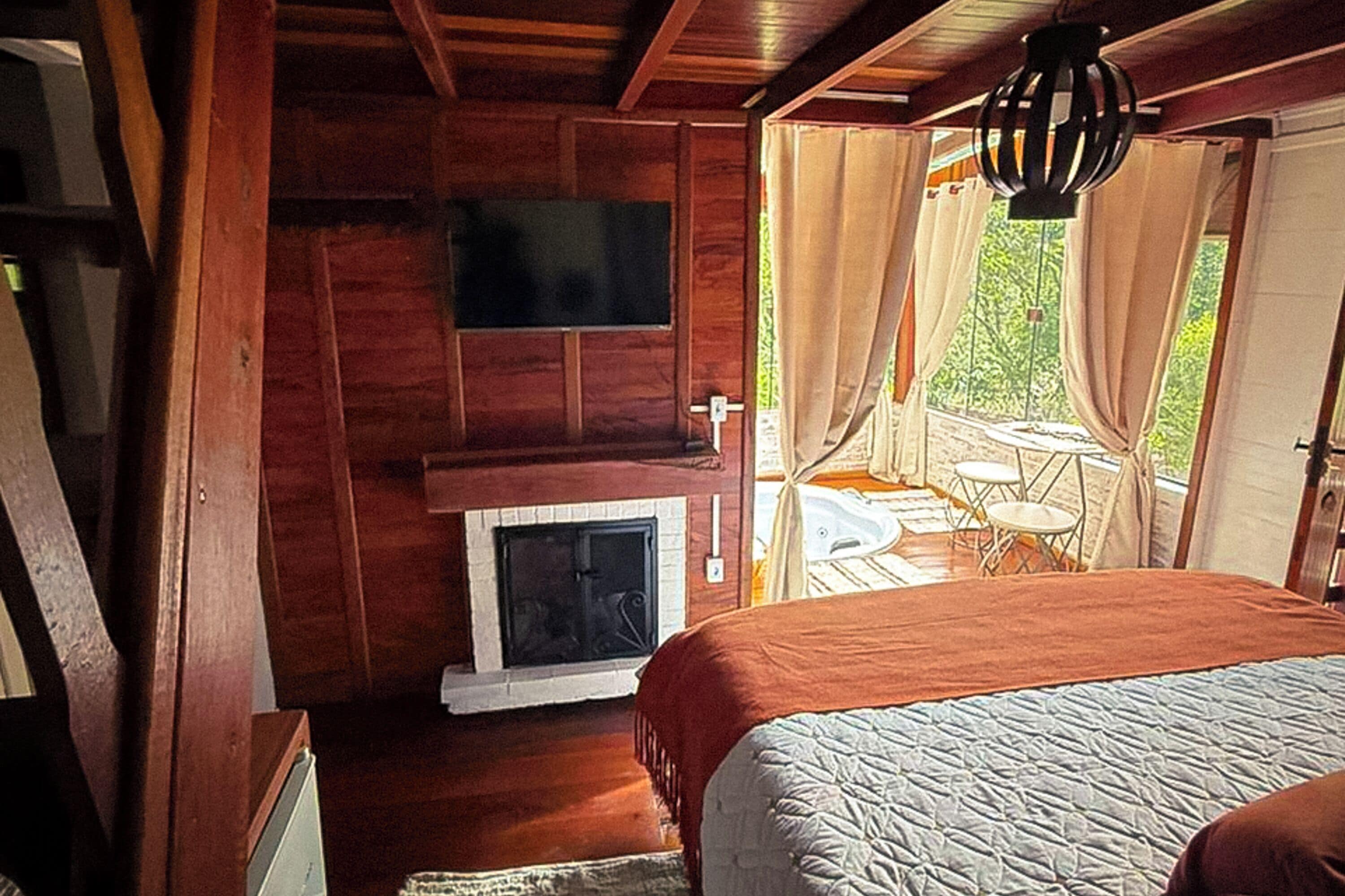 Luxury Chalet, Garden View