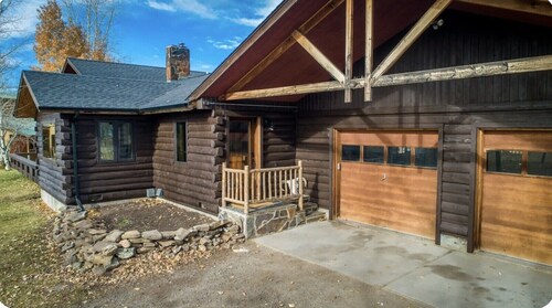 Rocky Creek Retreat