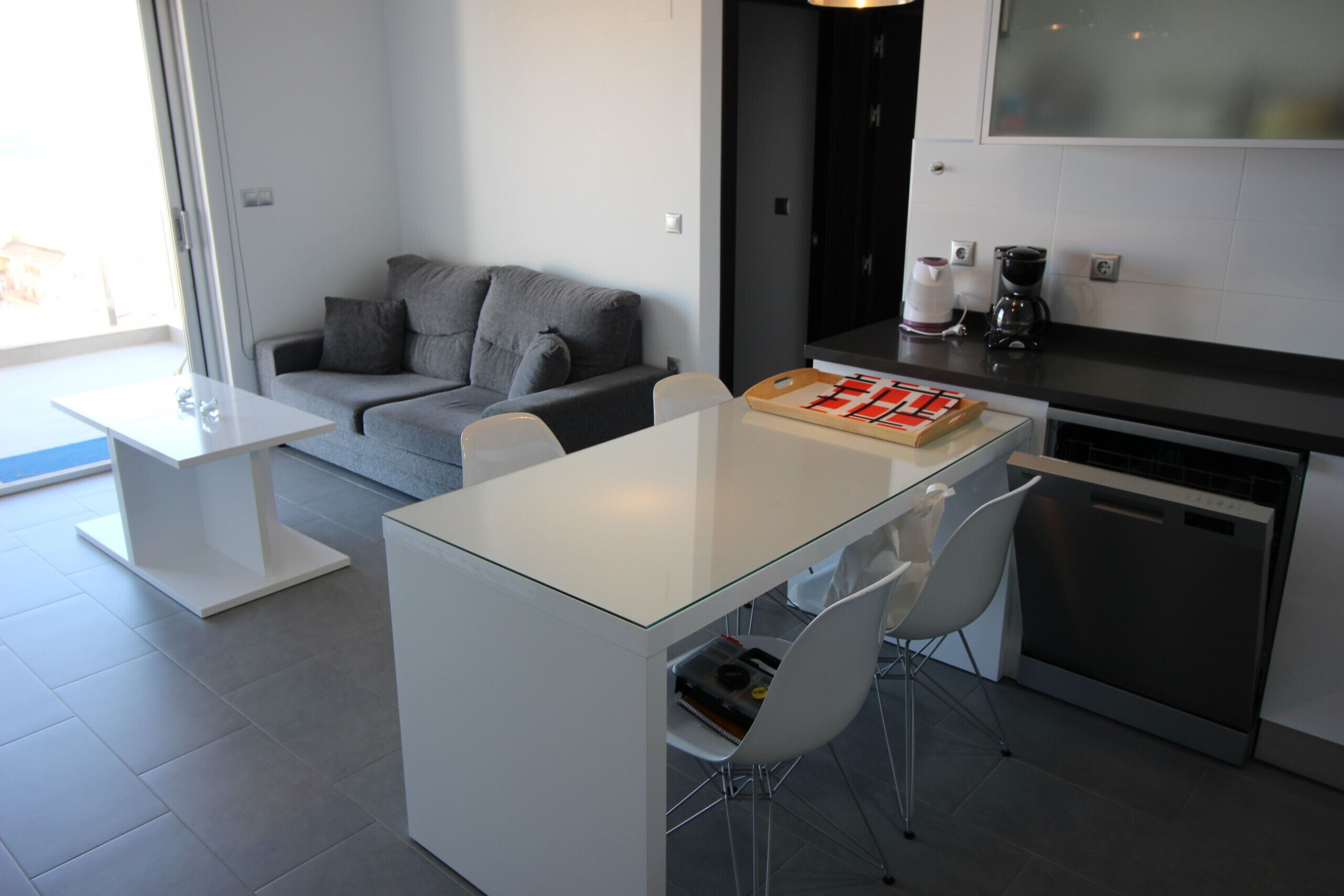 Repas dans la chambre