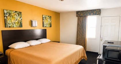 Oro North Beach Inn