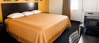 Oro North Beach Inn