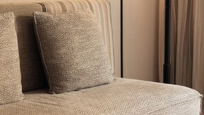 Superior-Doppelzimmer, Balkon | Minibar, Zimmersafe, Schreibtisch, Verdunkelungsvorhänge