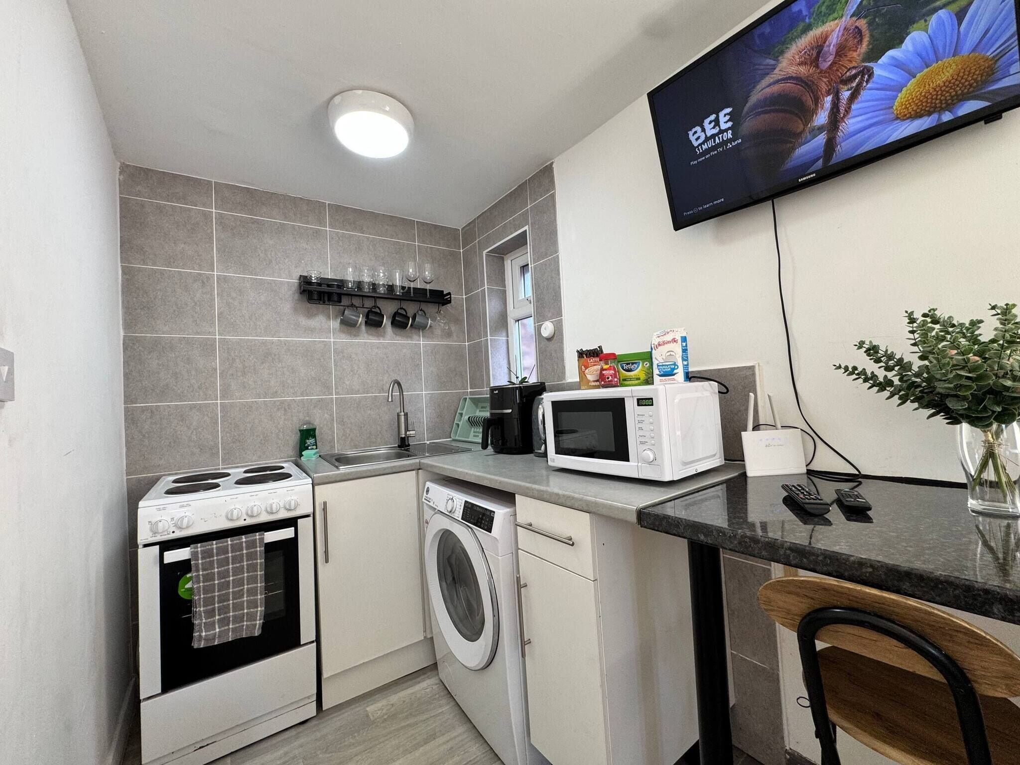 Apartment, 1 Bedroom | Laundry