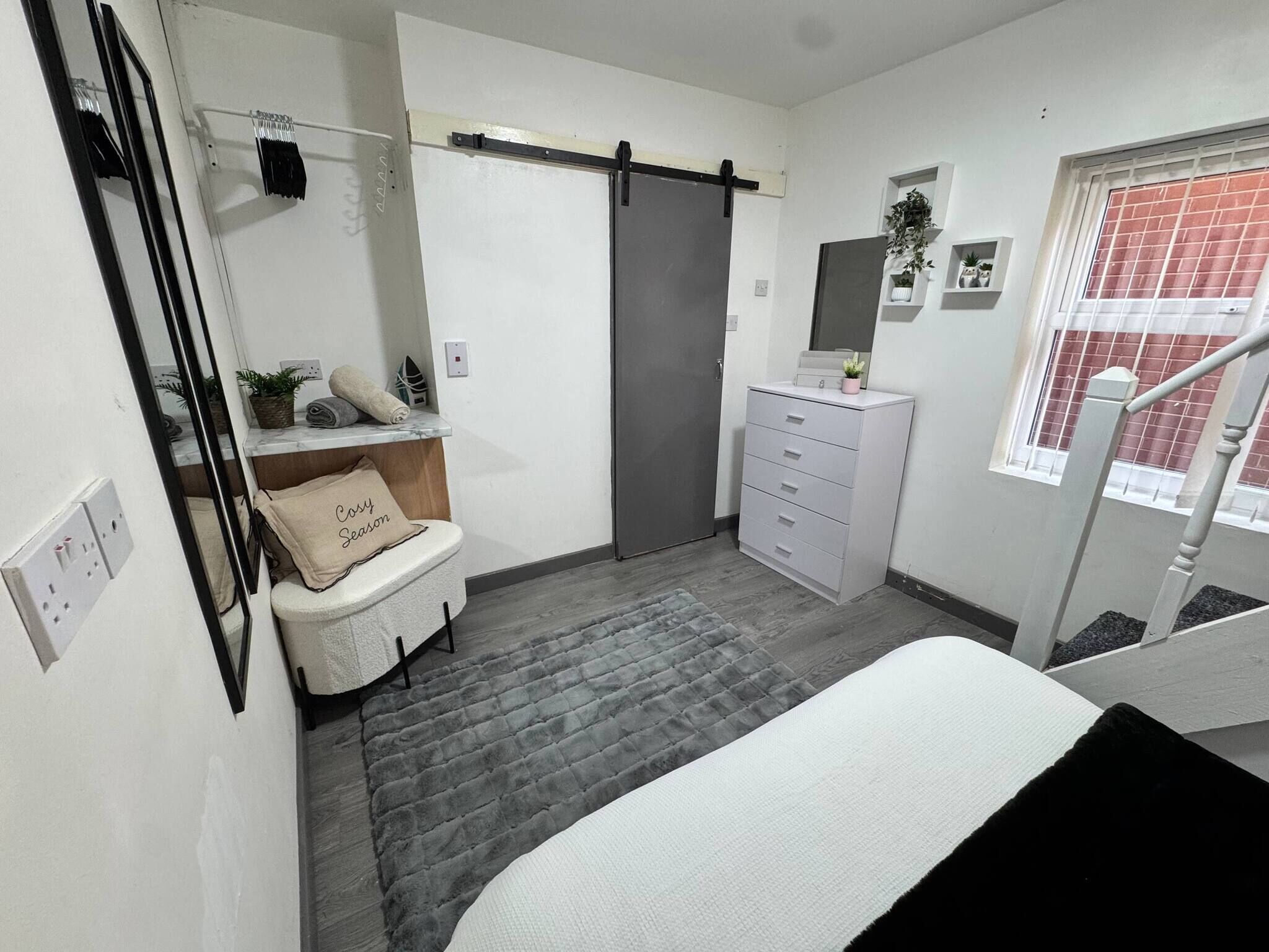 2 bedrooms