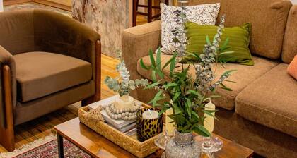 The Ilium Suite 408 - Luxury Studio in Downtown Troy