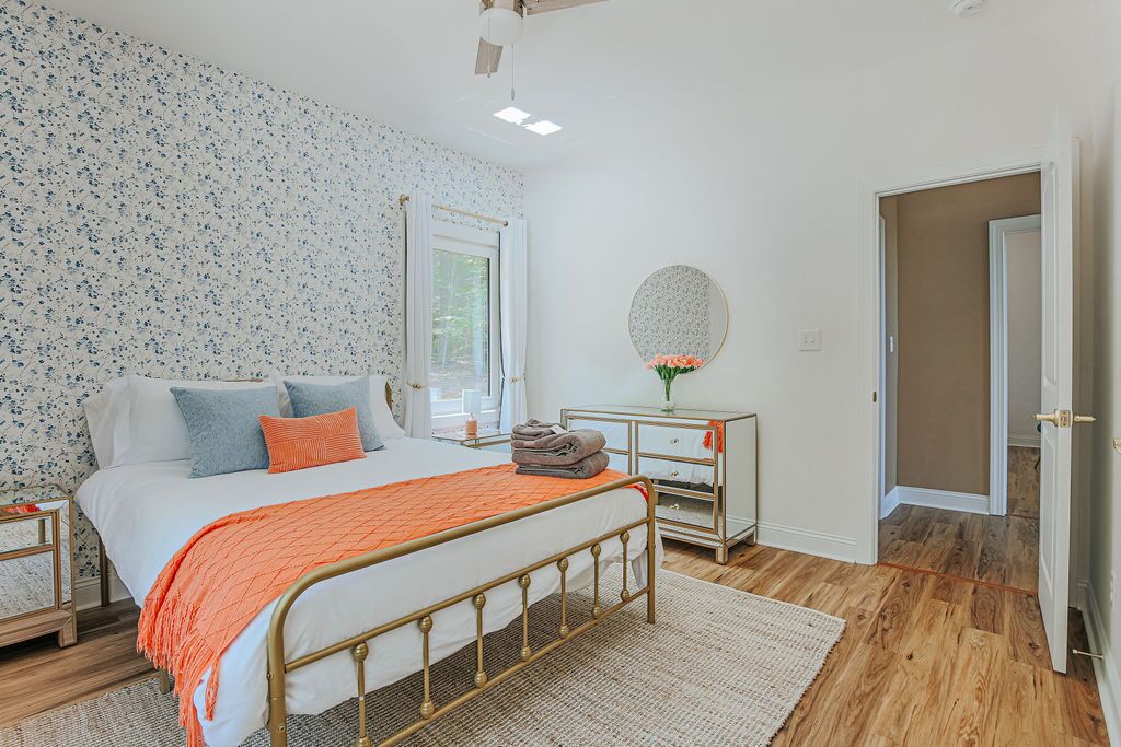 House, Private Bathroom (On Mountain Time) | 5 bedrooms