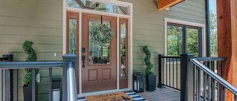 House, Private Bathroom (On Mountain Time) | Exterior