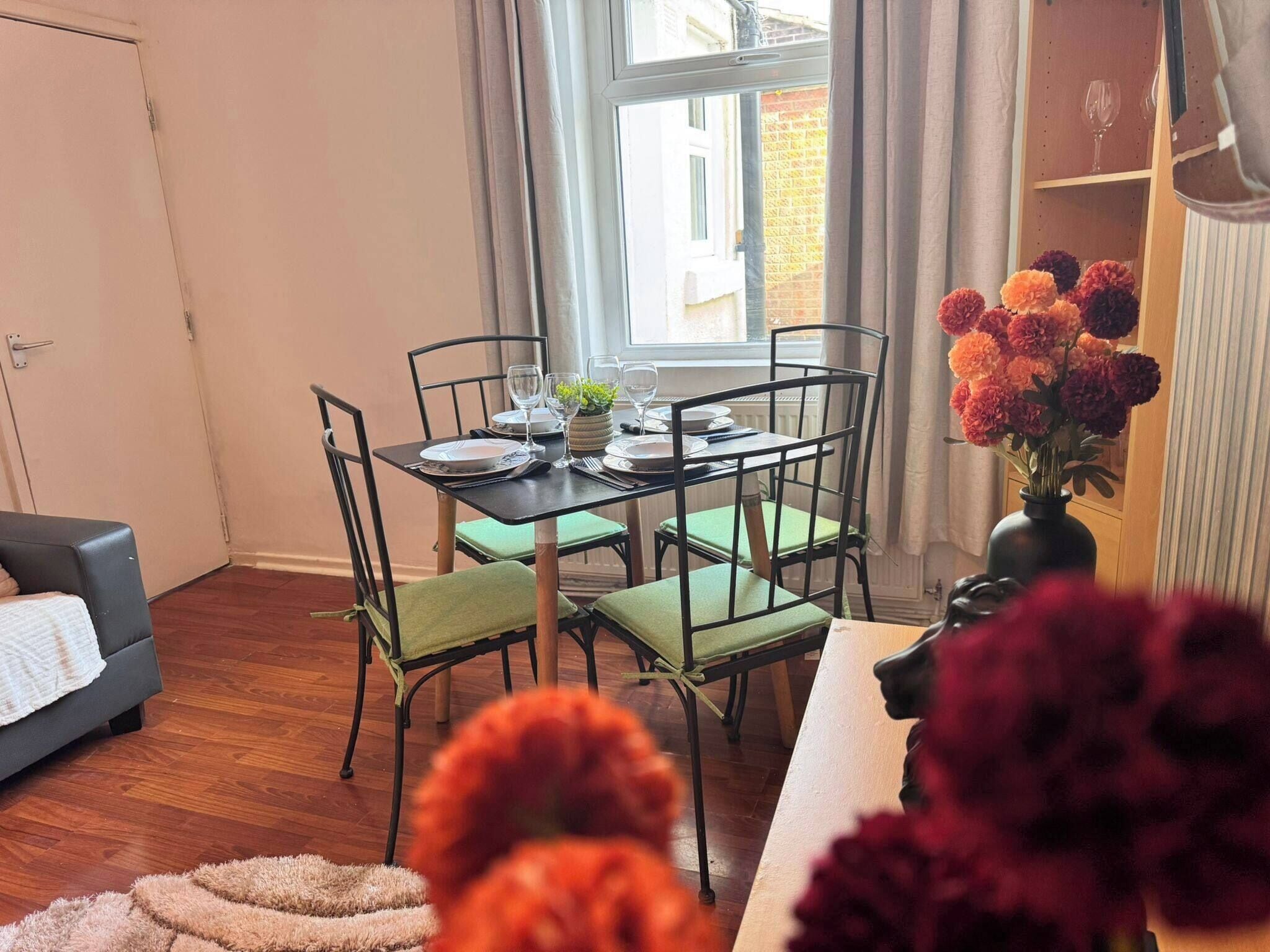 House, 3 Bedrooms | Dining room