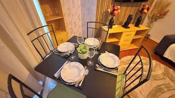House, 3 Bedrooms | Dining room