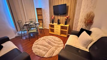 Casa, 3 habitaciones | Servicio de la habitación