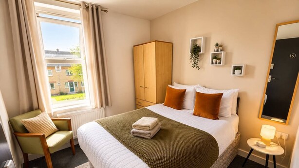 6 bedrooms - House in Kensington for 16 Guests (Liverpool)