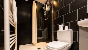 House, 6 Bedrooms | Bathroom - House in Kensington for 16 Guests (Liverpool)