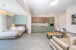 1 bedroom, iron/ironing board, internet, bed sheets - KARAVOMYLOS STUDIO by ELENI & MEMAS Luxury Apartments (SAMI)