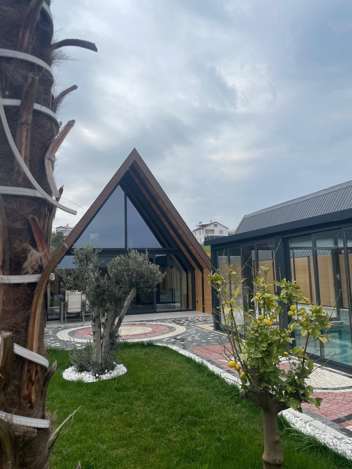 Comfort Bungalow, Pool View | Terrace/patio
